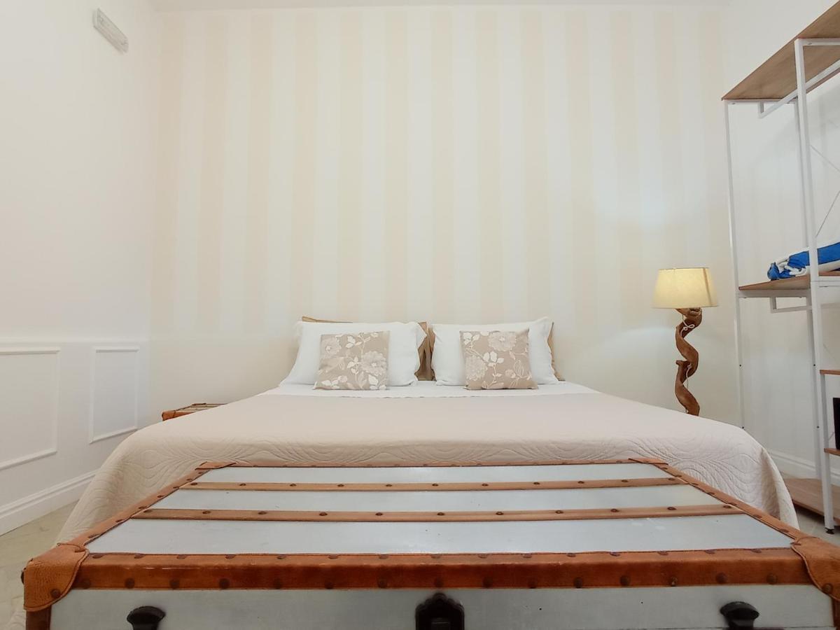 Vigne Vecchie Bed and Breakfast Casamassella Buitenkant foto